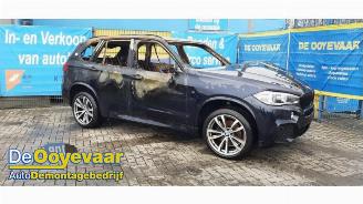krockskadad bil auto BMW X5 X5 (F15), SUV, 2013 / 2018 xDrive 40d 3.0 24V 2014/4