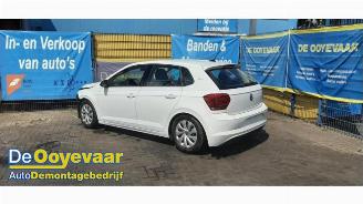 Vrakbiler auto Volkswagen Polo Polo VI (AW1), Hatchback 5-drs, 2017 1.0 MPI 12V 2019/6