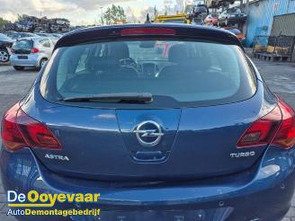 Opel Astra Astra J (PC6/PD6/PE6/PF6), Hatchback 5-drs, 2009 / 2015 1.4 Turbo 16V picture 5