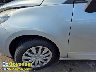 Renault Scenic Scenic III (JZ), MPV, 2009 / 2016 2.0 16V CVT picture 5