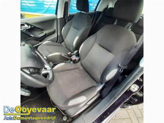 Peugeot 208 208 I (CA/CC/CK/CL), Hatchback, 2012 / 2019 1.2 Vti 12V PureTech 82 picture 8