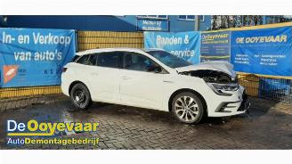 Renault Mégane Megane IV Estate (RFBK), Combi 5-drs, 2016 1.3 TCE 160 16V picture 2