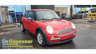 Coche siniestrado Mini Mini Mini (R50/53), Hatchback, 2001 / 2007 1.6 16V One 2004/7