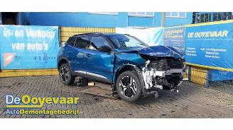 Vrakbiler auto Peugeot 2008 2008 (UD/UK/UR/US/UX), MPV, 2019 1.2 Hybrid 136 2025/3