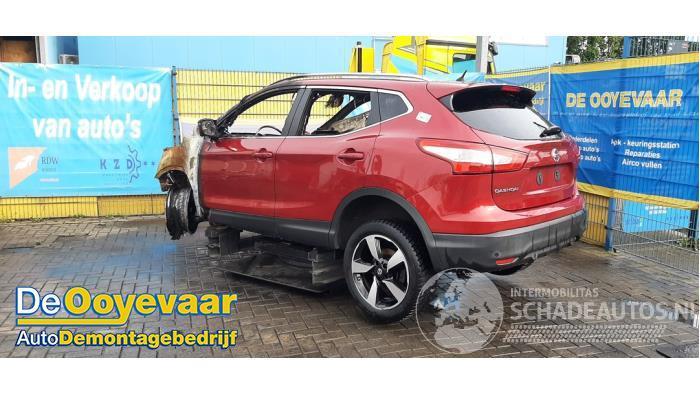Nissan Qashqai Qashqai (J11), SUV, 2013 / 2021 1.2 DIG-T 16V