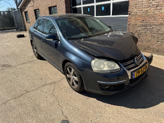 Vrakbiler auto Volkswagen Jetta  2006/1