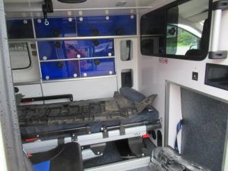 Peugeot Expert AMBULANCE picture 16