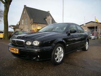 Vrakbiler auto Jaguar X-type 2.0 D 16_V (CF1) I4 sport sedan met oa leer, clima 2004/6