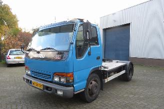 skadebil auto Isuzu Astra NQR70G-5L TURBO INTERCOOLED TREKKER 2001/5