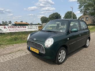 Coche accidentado Daihatsu Trevis 1.0 benzine 2006/8