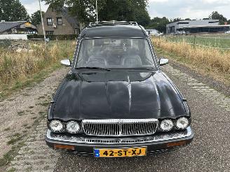 Daimler Sovereign XJ 4.0I X3000 HEARSE / LIJKWAGEN / BEGRAFENISAUTO / UITVAARTAUTO picture 12