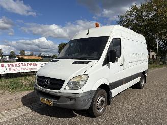 skadebil bedrijf Mercedes Sprinter 519 CDI 3.0 V6 DUBBELLUCHT, AIRCO, HANDGESCHAKELD 2010/11