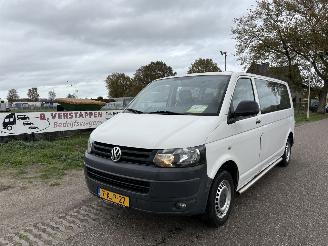 Vrakbiler auto Volkswagen Transporter 2.0 TDI 62kw KOMBI / COMBI / PERSONENBUS L2/H1, PRIJS IS EXCL. BTW !!! 2013/5
