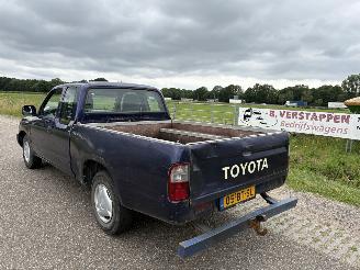 Toyota Hilux 2.5 D4-D 90 EXTRA open laadbak / pick-up 113.641 km N.A.P. picture 4