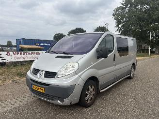 skadebil bedrijf Renault Trafic 2.5 DCI L2/H1 AIRCO 2010/9