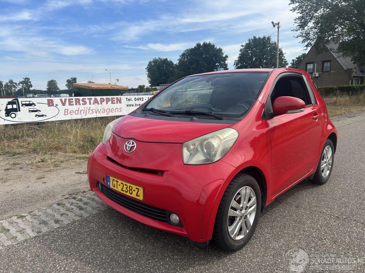 Toyota iQ 1.0 VVTi Comfort LPG G3 MOTORSCHADE !