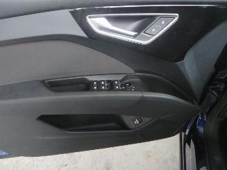 Audi Q4 40 E-TRON SUV 204 PK AUT picture 8