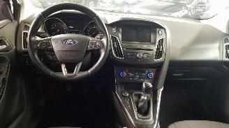 Ford Focus 1.0 TI-VCT ECOBOOST 12V 125 COMBI  BENZ 998 CC 92KW 125 PK picture 7