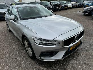 Volvo V-60 2.0 D4 Momentum AUTOMAAT BJ 2018 291196 KM picture 1