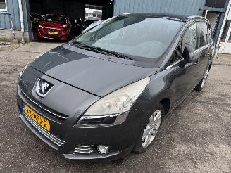 Vrakbiler auto Peugeot 5008 1.6 THP 156 PK AUTOMAAT BJ 2011 2011/5