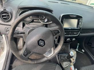 Renault Clio Estate 1.5 dCi Ecoleader Zen BJ 2019 129.660 KM picture 13