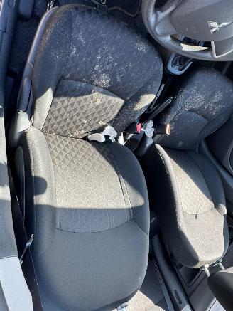 Mitsubishi Space-star 1.0 Cool+ picture 18