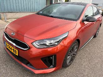 Unfallwagen Kia Proceed 1.4 T-GDI GT-PlusLine AUTOMAAT 2019/8