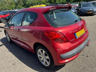 Peugeot 207 1.6-16V XS Pack picture 2