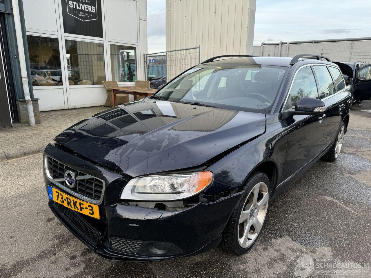 Volvo V-70 1.6 T AUTOMAAT 180 PK LIMITED EDITION BJ 2011