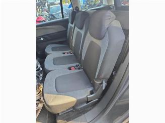 Citroën C4 C4 Picasso (3D/3E), MPV, 2013 / 2018 1.2 12V PureTech 130 picture 12