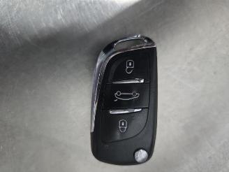 krockskadad bil auto Citroën Berlingo Berlingo, Van, 2008 / 2021 1.6 Hdi 75 2015/6