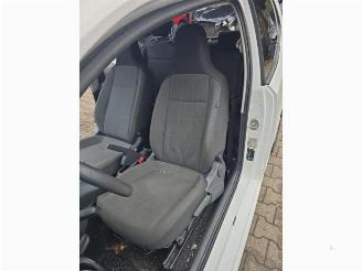 Volkswagen Up! Up! (121), Hatchback, 2011 1.0 12V 60 picture 17