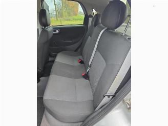 Opel Corsa Corsa C (F08/68), Hatchback, 2000 / 2009 1.2 16V Twin Port picture 15