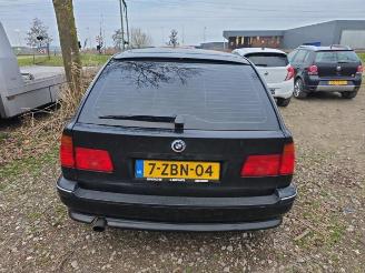 BMW 5-serie 5 serie Touring (E39), Combi, 1996 / 2004 520i 24V picture 2