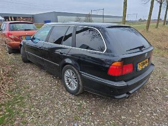 Dezmembrări autoturisme BMW 5-serie 5 serie Touring (E39), Combi, 1996 / 2004 520i 24V 1997/12