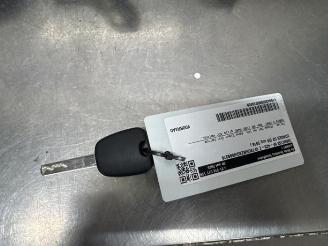 Salvage car Citroën C3 C3 (SC), Hatchback 5-drs, 2009 / 2016 1.2 VTi 82 12V 2016/8