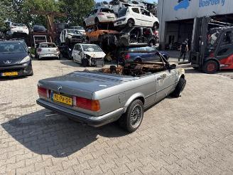 demontáž osobní automobily BMW 3-serie 3 serie (E30/2C), Cabrio, 1983 / 1993 325i 1987/5