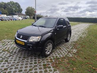 uszkodzony samochody osobowe Suzuki Grand-vitara GRAND-VITARA 4X4 1.9 DIESEL AIRCO 2007/9
