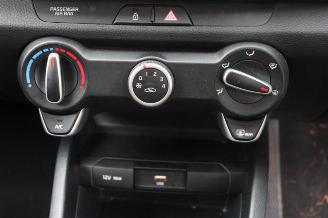 Kia Stonic Stonic (YB), SUV, 2017 1.0i T-GDi 12V picture 14