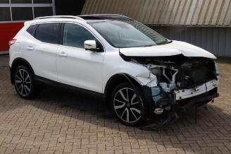 Vrakbiler auto Nissan Qashqai Qashqai (J11), SUV, 2013 1.2 DIG-T 16V 2016/6