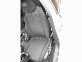 Peugeot 308 308 SW (L4/L9/LC/LJ/LR), Combi 5-drs, 2014 / 2021 1.5 BlueHDi 130 picture 10