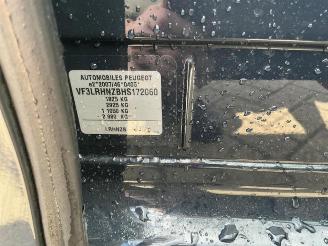 Peugeot 308 308 SW (L4/L9/LC/LJ/LR), Combi 5-drs, 2014 / 2021 1.2 12V e-THP PureTech 110 picture 30