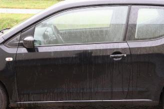 Volkswagen Up! Up! (121), Hatchback, 2011 1.0 12V 60 picture 28