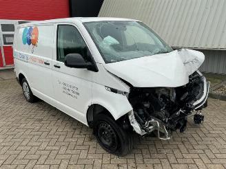 krockskadad bil auto Volkswagen Transporter Transporter T6, Van, 2015 / 2024 2.0 TDI 2024/6
