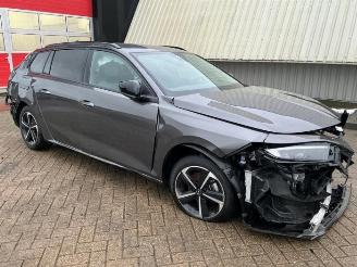 Vrakbiler auto Opel Astra Astra L Sports Tourer (F4/FC/FN/FR), Combi, 2021 1.2 Turbo 110 12V 2025/2