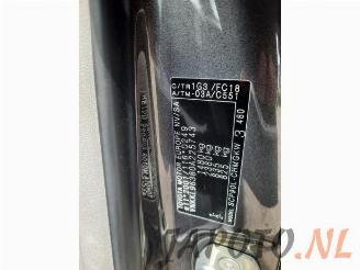 Toyota Yaris Yaris II (P9), Hatchback, 2005 / 2014 1.3 16V VVT-i picture 15