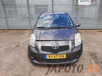 Toyota Yaris Yaris II (P9), Hatchback, 2005 / 2014 1.3 16V VVT-i picture 7