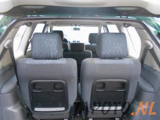 Toyota Avensis-verso Avensis Verso (M20), MPV, 2001 / 2005 2.0 D-4D 16V picture 13