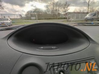 Toyota Yaris Yaris (P1), Hatchback, 1999 / 2005 1.3 16V VVT-i picture 14