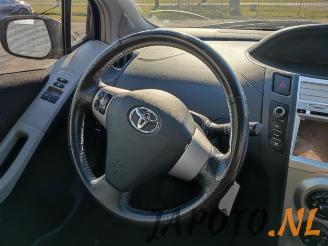 Toyota Yaris Yaris II (P9), Hatchback, 2005 / 2014 1.8 16V VVT-i TS picture 14